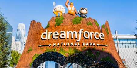 Photo: Dreamforce conference welcome gate